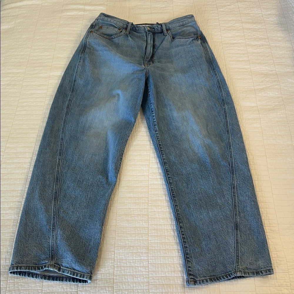 DAZE Jeans Size 30 Barrel Leg High Rise Light Wash Denim Statement - Picture 4 of 12